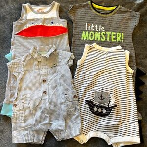 Baby boy clothes (NEWBORN-3MONTHS)